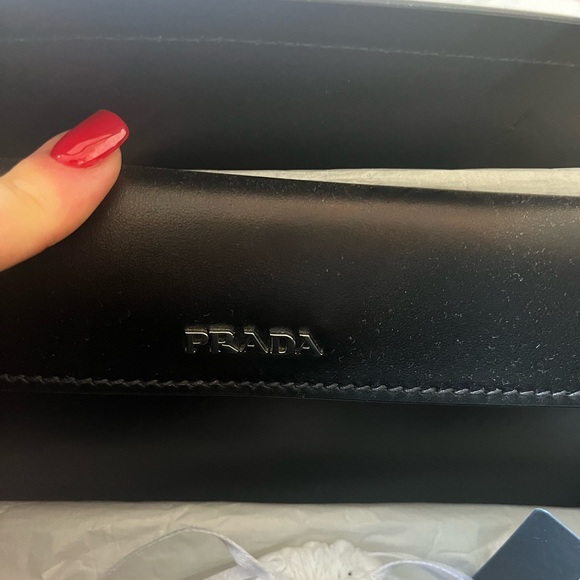 Prada NWOT City Calf Nero Bag - Picture 4 of 9